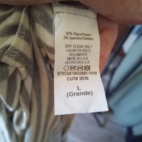 Eesome Gray Striped Off-Shoulder Maxi Dress - Picture 3 of 5